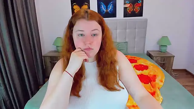 Snapshot of PolinaSalvatore chatting on 15, 1, 2025 PolinaSalvatore online show from 15, 1, 2025