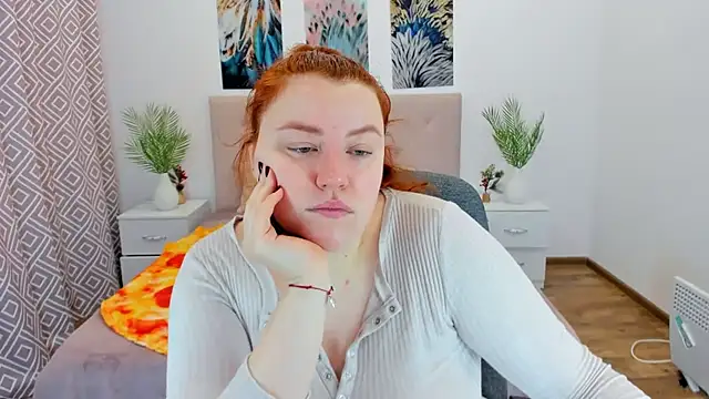 Snapshot of PolinaSalvatore chatting on 25, 1, 2025 PolinaSalvatore online show from 25, 1, 2025