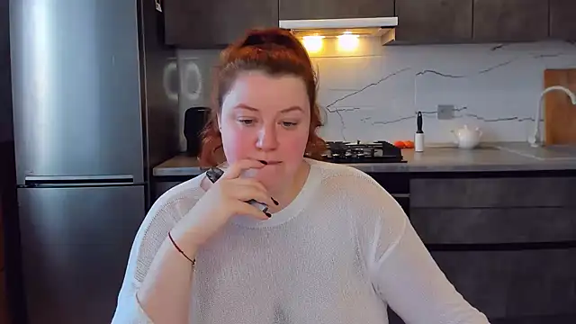 Snapshot of PolinaSalvatore chatting on 17, 2, 2025 PolinaSalvatore online show from 17, 2, 2025