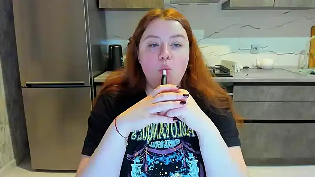 Snapshot of PolinaSalvatore chatting on 20, 2, 2025 PolinaSalvatore online show from 20, 2, 2025