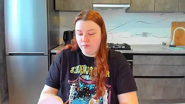 Snapshot of PolinaSalvatore chatting on 26, 2, 2025 PolinaSalvatore online show from 26, 2, 2025