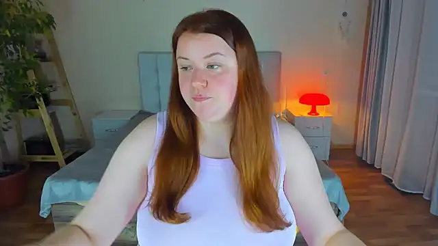 Snapshot of PolinaSalvatore chatting on 9, 9, 2025 PolinaSalvatore online show from 9, 9, 2025