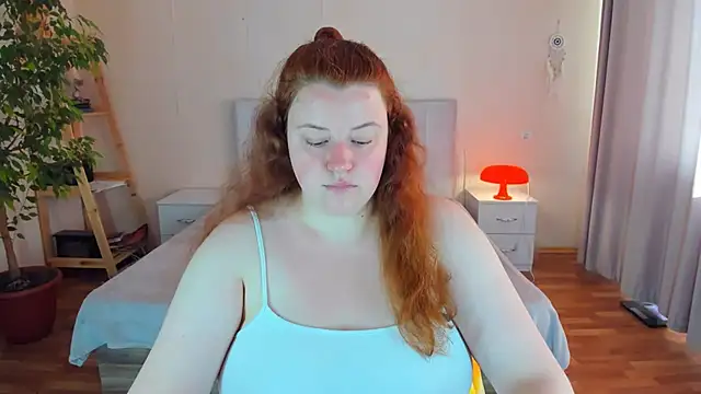 Snapshot of PolinaSalvatore chatting on 23, 9, 2025 PolinaSalvatore online show from 23, 9, 2025