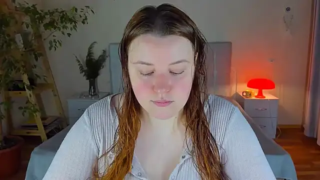 Snapshot of PolinaSalvatore chatting on 11, 11, 2025 PolinaSalvatore online show from 11, 11, 2025