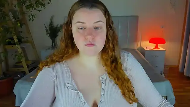 Snapshot of PolinaSalvatore chatting on 27, 11, 2025 PolinaSalvatore online show from 27, 11, 2025