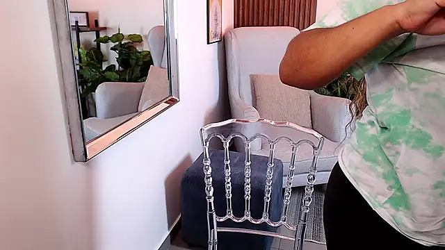 Snapshot of Kenya--Buhle chatting on 18, 2, 2025 Kenya--Buhle online show from 18, 2, 2025