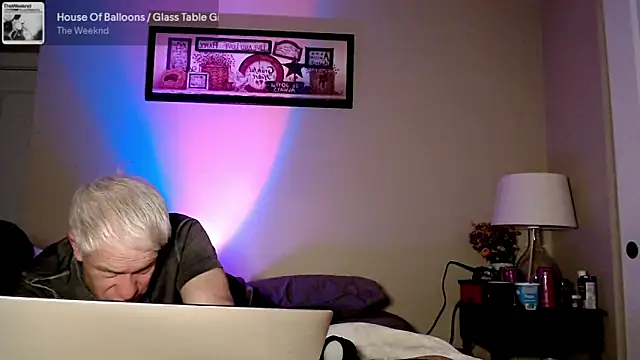 Snapshot of Snarfle82 chatting on 16, 12, 2025 Snarfle82 online show from 16, 12, 2025