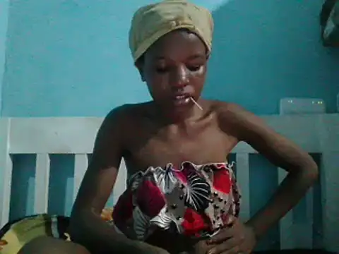 Snapshot of sweetchic_ chatting on 25, 2, 2025 sweetchic online show from 25, 2, 2025