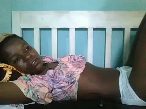 Snapshot of sweetchic_ chatting on 6, 3, 2025 sweetchic online show from 6, 3, 2025