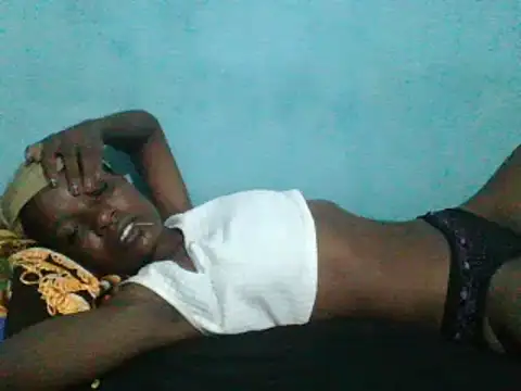 Snapshot of sweetchic_ chatting on 10, 3, 2025 sweetchic online show from 10, 3, 2025