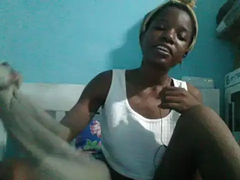 Snapshot of sweetchic_ chatting on 11, 3, 2025 sweetchic online show from 11, 3, 2025