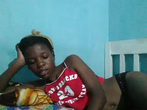 Snapshot of sweetchic_ chatting on 12, 3, 2025 sweetchic online show from 12, 3, 2025