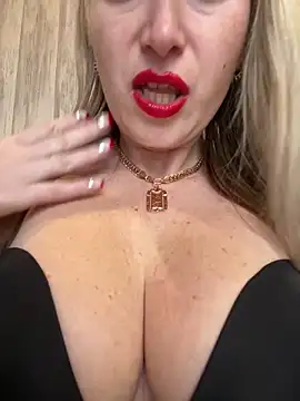 Snapshot of Kittenforyou chatting on 16, 2, 2025 Kittenforyou online show from 16, 2, 2025