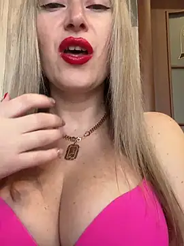 Snapshot of Kittenforyou chatting on 17, 2, 2025 Kittenforyou online show from 17, 2, 2025