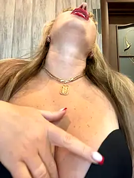 Snapshot of Kittenforyou chatting on 27, 9, 2025 Kittenforyou online show from 27, 9, 2025