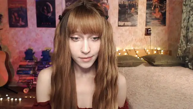 Friendly Ellie online show from 17, 12, 2024