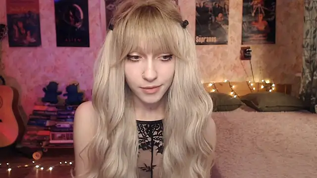 Friendly Ellie online show from 27, 1, 2025