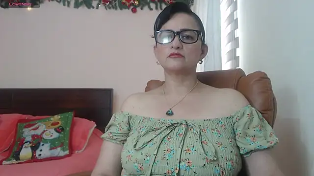 ISABEEL SOFIA01 online show from 17, 10, 2025