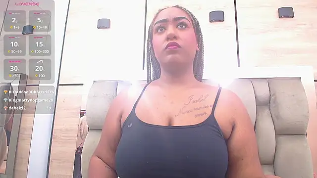Snapshot of arianna_pearl chatting on 2, 12, 2024 arianna pearl online show from 2, 12, 2024