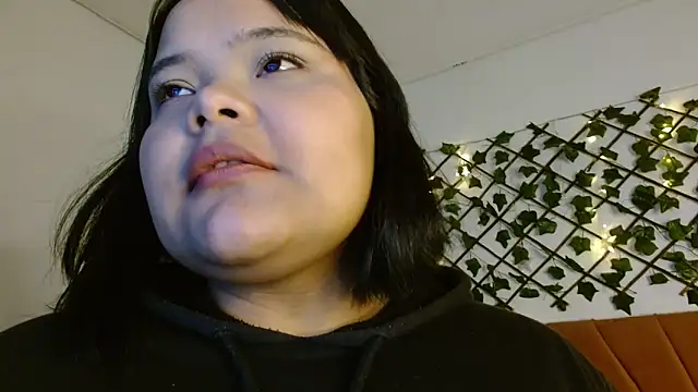 Snapshot of sexychubby___ chatting on 28, 2, 2025 sexychubby    online show from 28, 2, 2025