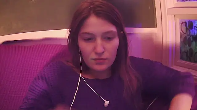 Snapshot of Angelk43 chatting on 15, 12, 2025 Angelk43 online show from 15, 12, 2025