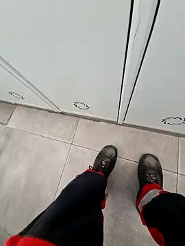 Snapshot of 987654Alf chatting on 12, 9, 2025 987654Alf online show from 12, 9, 2025