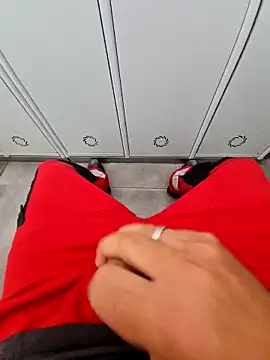 Snapshot of 987654Alf chatting on 8, 10, 2025 987654Alf online show from 8, 10, 2025