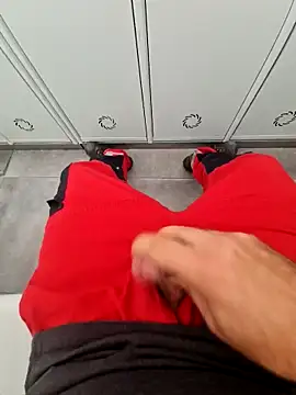 Snapshot of 987654Alf chatting on 7, 11, 2025 987654Alf online show from 7, 11, 2025