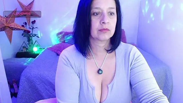 Snapshot of camilalatti chatting on 11, 1, 2026 camilalatti online show from 11, 1, 2026