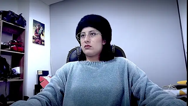 Scarlett Sen online show from 15, 4, 2026