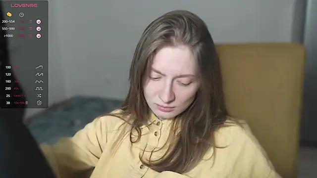 Snapshot of mollytuck chatting on 8, 12, 2024 mollytuck online show from 8, 12, 2024