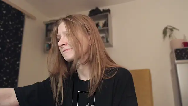 Snapshot of mollytuck chatting on 4, 1, 2025 mollytuck online show from 4, 1, 2025