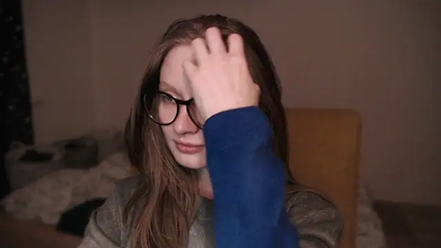 Snapshot of mollytuck chatting on 13, 2, 2025 mollytuck online show from 13, 2, 2025