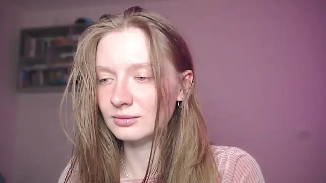 Snapshot of mollytuck chatting on 14, 2, 2025 mollytuck online show from 14, 2, 2025