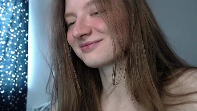 Snapshot of mollytuck chatting on 2, 3, 2025 mollytuck online show from 2, 3, 2025