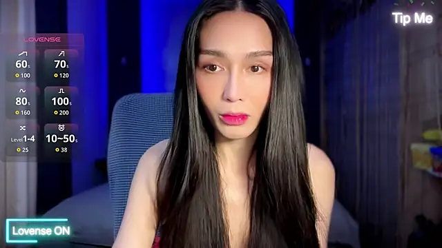 Snapshot of UrdreamTSgirl chatting on 25, 7, 2026 UrdreamTSgirl online show from 25, 7, 2026