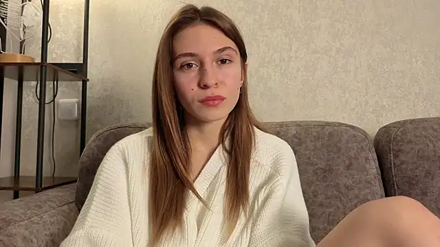 LovelyKatea online show from 27, 11, 2025