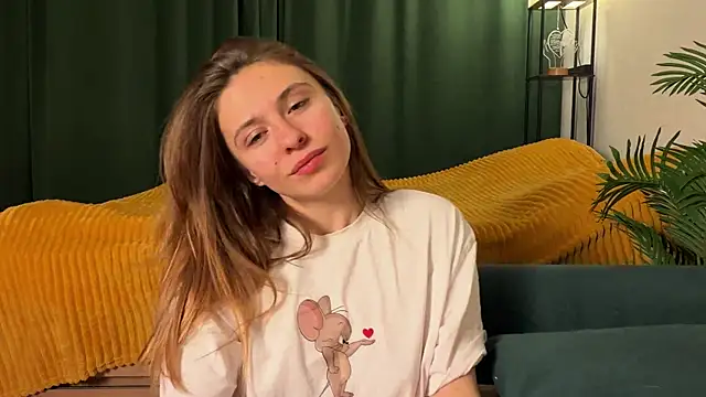 LovelyKatea online show from 23, 4, 2026