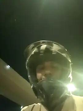 Snapshot of divakar2022 chatting on 8, 10, 2025 divakar2022 online show from 8, 10, 2025