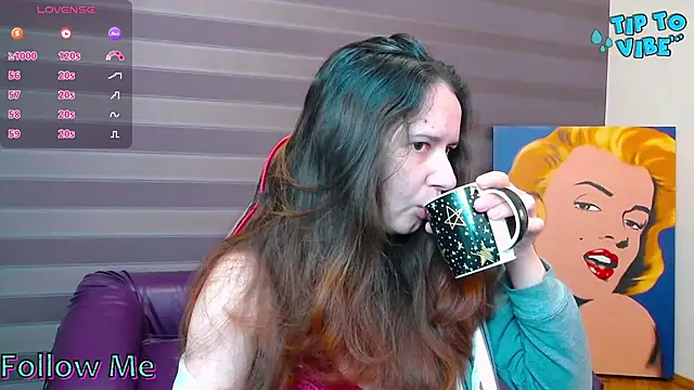 iris nikhols online show from 22, 9, 2025