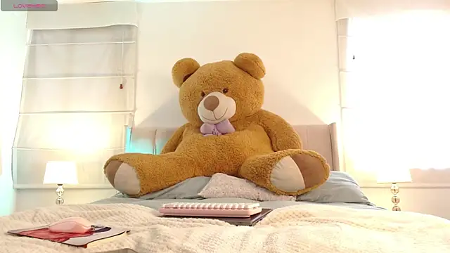 Snapshot of thamarajane chatting on 7, 1, 2025 thamarajane online show from 7, 1, 2025