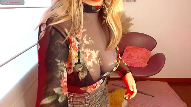 Snapshot of thamarajane chatting on 7, 2, 2025 thamarajane online show from 7, 2, 2025