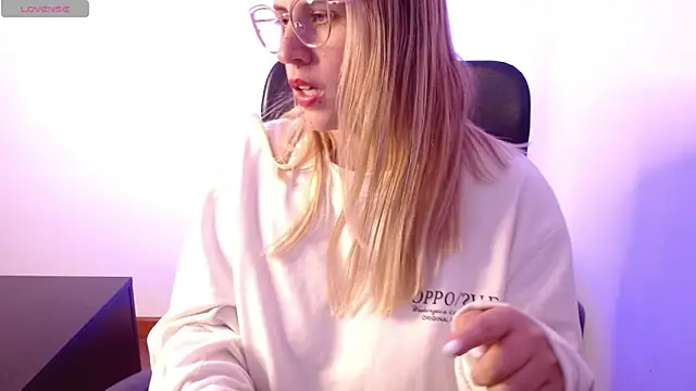 Snapshot of thamarajane chatting on 14, 2, 2025 thamarajane online show from 14, 2, 2025