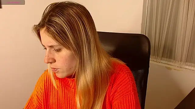 Snapshot of thamarajane chatting on 4, 3, 2025 thamarajane online show from 4, 3, 2025