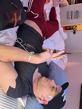 zack111g online show from 12, 1, 2025