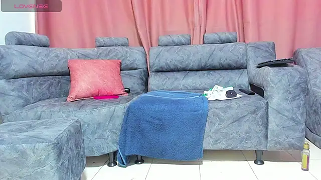 electraaxx online show from 4, 3, 2025