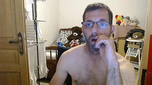 Snapshot of steph19x5 chatting on 29, 4, 2026 steph19x5 online show from 29, 4, 2026