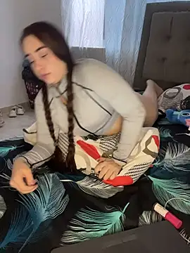 Snapshot of Elena222_ chatting on 25, 11, 2025 Elena222 online show from 25, 11, 2025