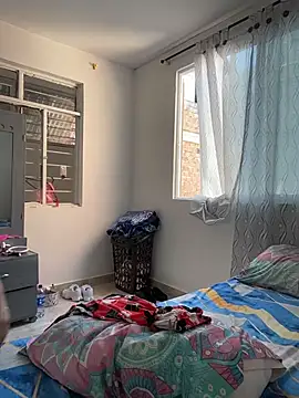 Snapshot of Elena222_ chatting on 13, 12, 2025 Elena222 online show from 13, 12, 2025