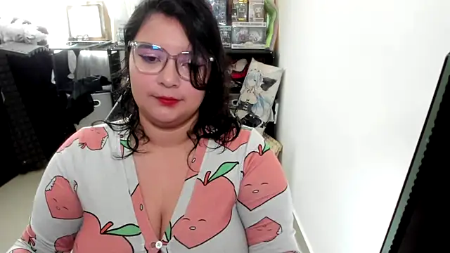 aika-dreams online show from 4, 11, 2025